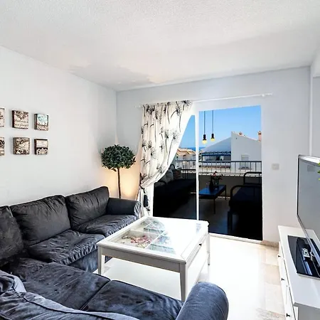 Апартаменти Fuentes De Blq A Нерха